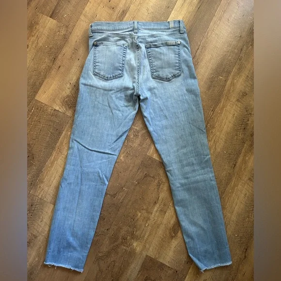 7 For All Mankind Light Blue Ankle Jeans size 29 - Picture 4 of 4